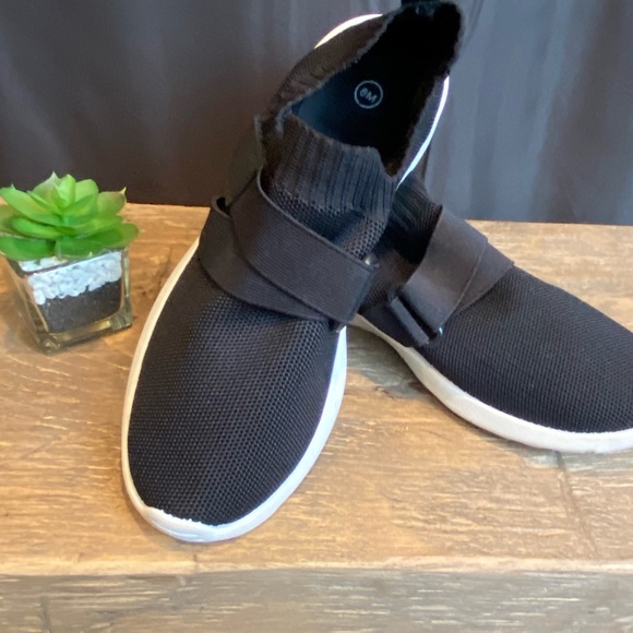 Not Available Shoes - Comfy Fabric Slip onSneaker 💕